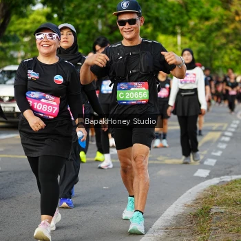 Runner Photo 4136877