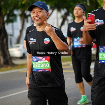 Runner Photo 4136880