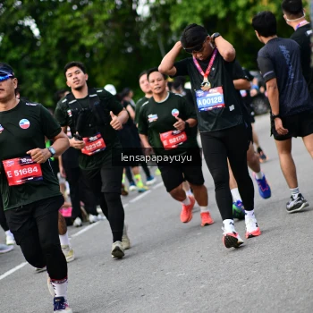 Runner Photo 4136888