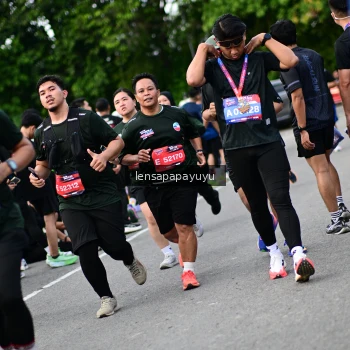 Runner Photo 4136903
