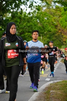 Runner Photo 4136915