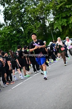 Runner Photo 4136922