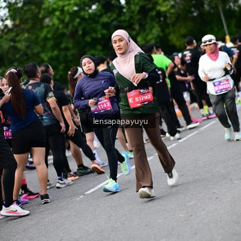 Runner Photo 4136936