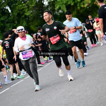 Runner Photo 4136941