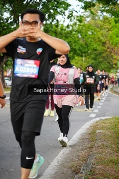 Runner Photo 4136945