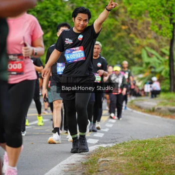 Runner Photo 4136990