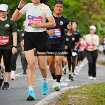 Runner Photo 4137002