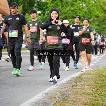 Runner Photo 4137008