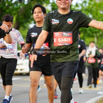 Runner Photo 4137028