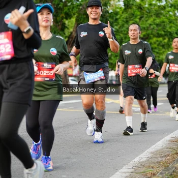 Runner Photo 4137049