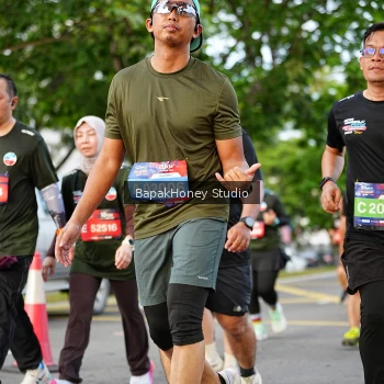 Runner Photo 4137053