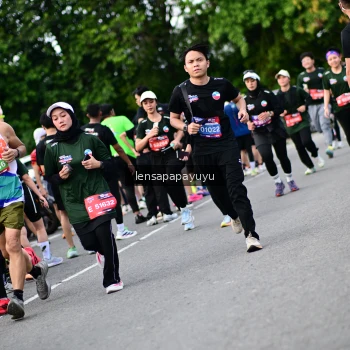 Runner Photo 4137062