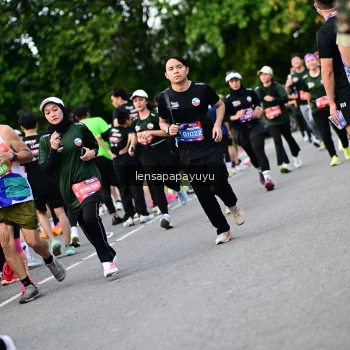 Runner Photo 4137063