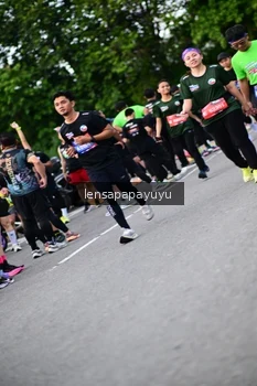 Runner Photo 4137092