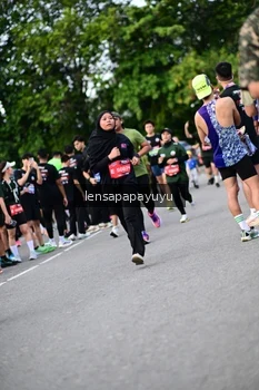 Runner Photo 4137104