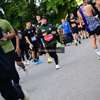 Runner Photo 4137108