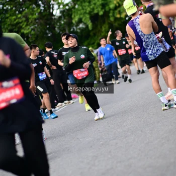 Runner Photo 4137109