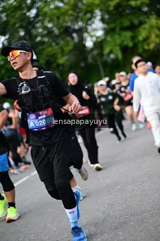 Runner Photo 4137128