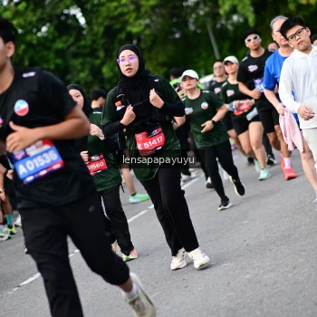 Runner Photo 4137134