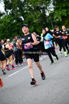 Runner Photo 4137149