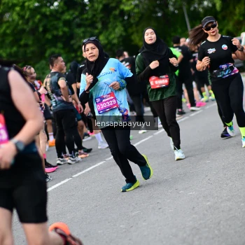 Runner Photo 4137157