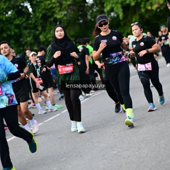 Runner Photo 4137160