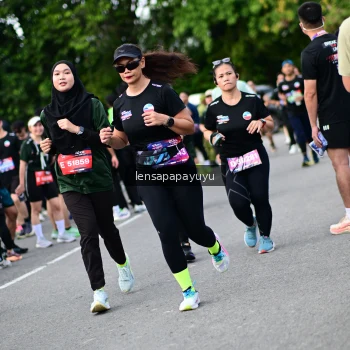 Runner Photo 4137165