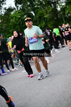 Runner Photo 4137176