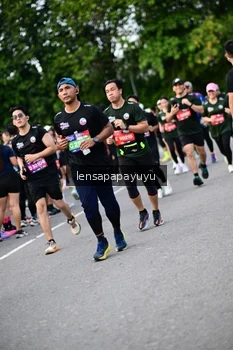 Runner Photo 4137186