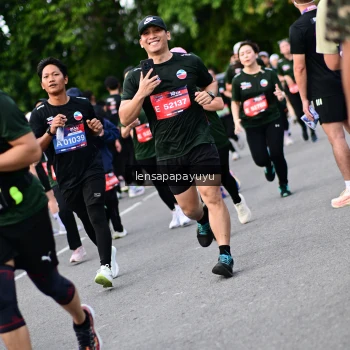 Runner Photo 4137200
