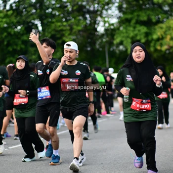 Runner Photo 4137252