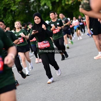 Runner Photo 4137263