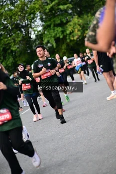 Runner Photo 4137264
