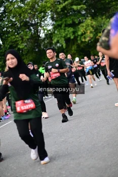 Runner Photo 4137265