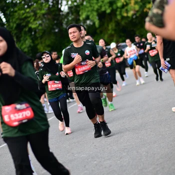 Runner Photo 4137266
