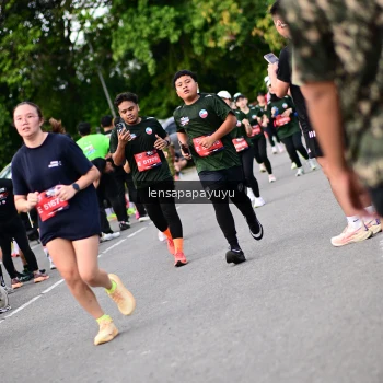 Runner Photo 4137283