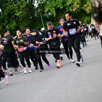 Runner Photo 4137297