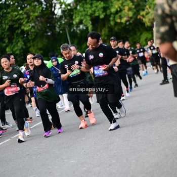 Runner Photo 4137302