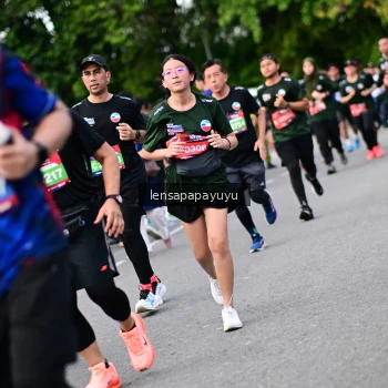 Runner Photo 4137311