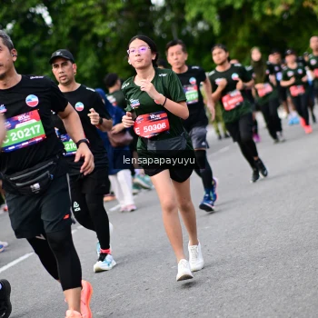 Runner Photo 4137316
