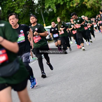 Runner Photo 4137320