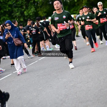 Runner Photo 4137325