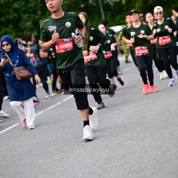 Runner Photo 4137333