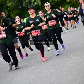Runner Photo 4137340