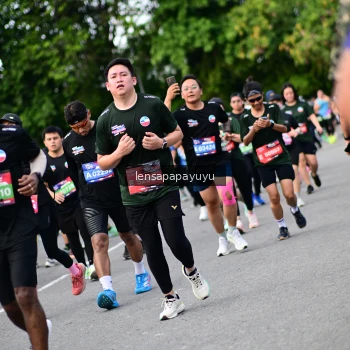 Runner Photo 4137344