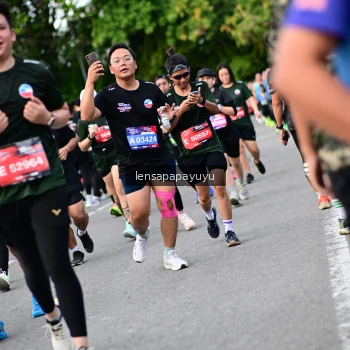 Runner Photo 4137350