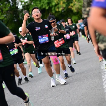 Runner Photo 4137353