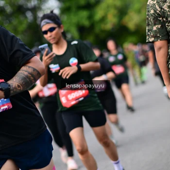 Runner Photo 4137354
