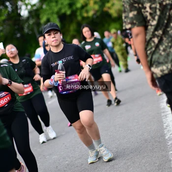 Runner Photo 4137356