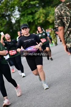 Runner Photo 4137364